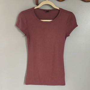 Express Fitted Tee XS